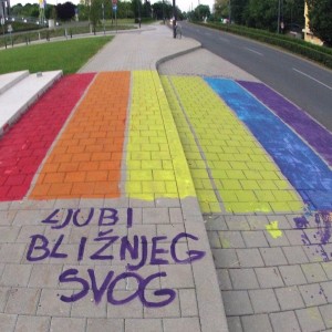 IDAHO_2015_Zagreb_HBK_rainbow_sidewalk_2