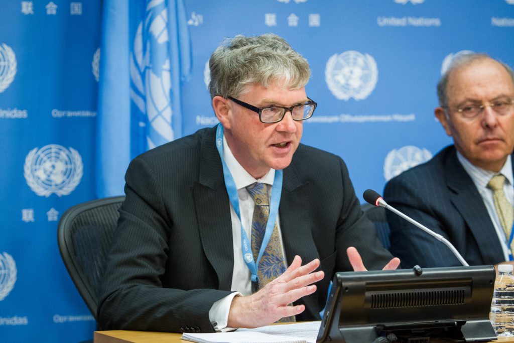 Malcolm Evans, Chair of the Subcommittee on Prevention of Torture, addresses a press conference on torture and other cruel, inhuman or degrading treatment or punishment.Credit: UN Photo/Loey Felipe